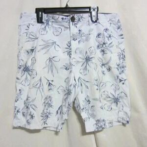 MENS CASUAL SHORTS BY CHINO, 48/38, BLUE FLORAL GOOD CLEAN CONDITION